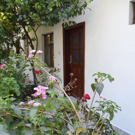 Engin Pension Чирали Экстерьер фото