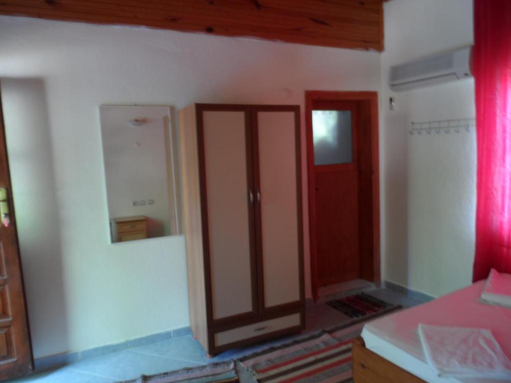 Engin Pension Чирали Номер фото