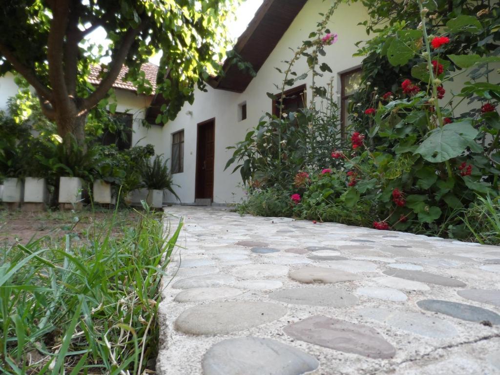 Engin Pension Чирали Экстерьер фото