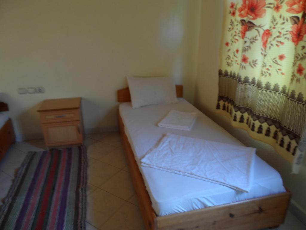 Engin Pension Чирали Экстерьер фото